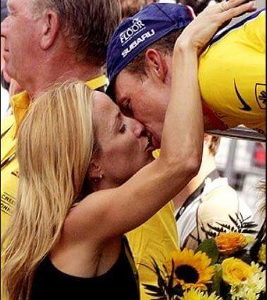 Kristin Richard's ex-husband Lance Armstrong kissing Sheryl Crow